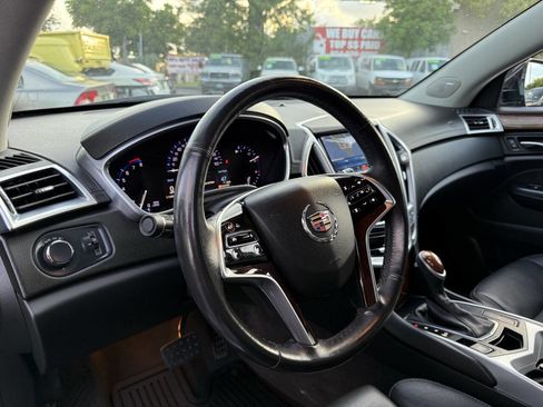 Used 2014 Cadillac SRX Luxury FWD image 13
