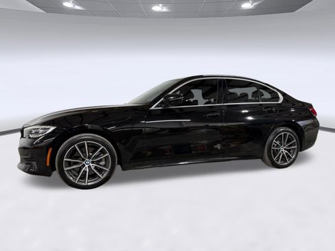 Used 2021 BMW 330i xDrive Sedan w/ Premium Package AWD/4WD image 2