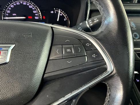 Used 2019 Cadillac XT5 Luxury AWD/4WD image 12