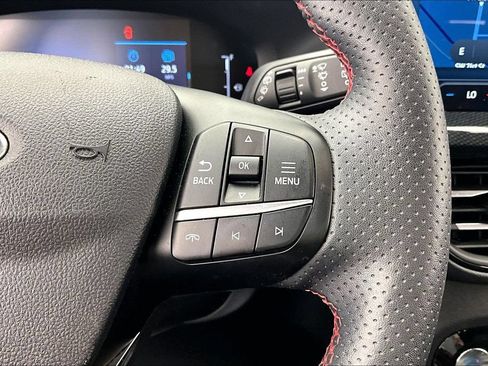 Used 2024 Ford Escape ST-Line w/ Tech Pack #1 AWD/4WD image 19