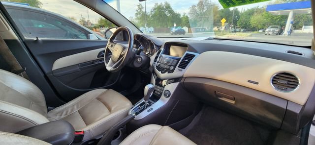 Used 2014 Chevrolet Cruze LT w/ RS Package FWD image 12