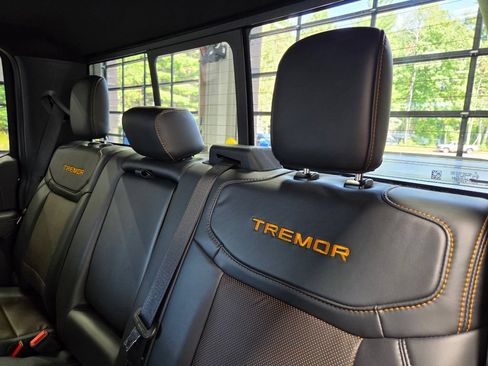 Used 2025 Ford F150 Tremor w/ Equipment Group 402A High AWD/4WD image 19