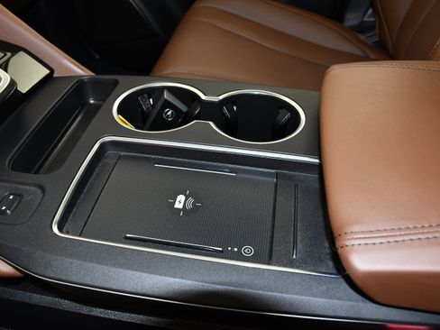 Certified 2025 Acura MDX SH-AWD w/ Technology Package image 31