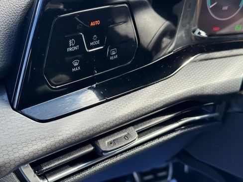 Used 2022 Volkswagen GTI S image 17