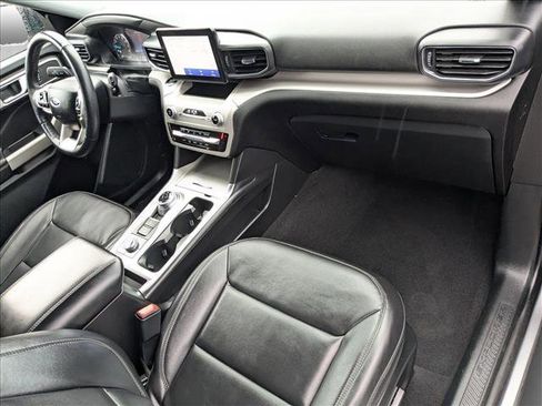 Used 2023 Ford Explorer XLT w/ Equipment Group 202A image 22