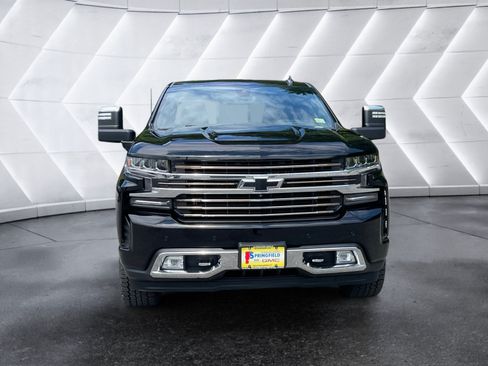 Used 2022 Chevrolet Silverado 1500 High Country w/ Technology Package AWD/4WD image 9