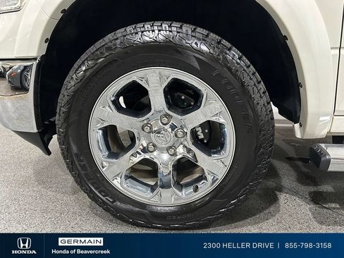 Used 2018 RAM 1500 Laramie w/ Convenience Group AWD/4WD image 13
