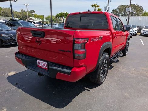 Used 2024 Nissan Frontier 4x4 Crew Cab image 5
