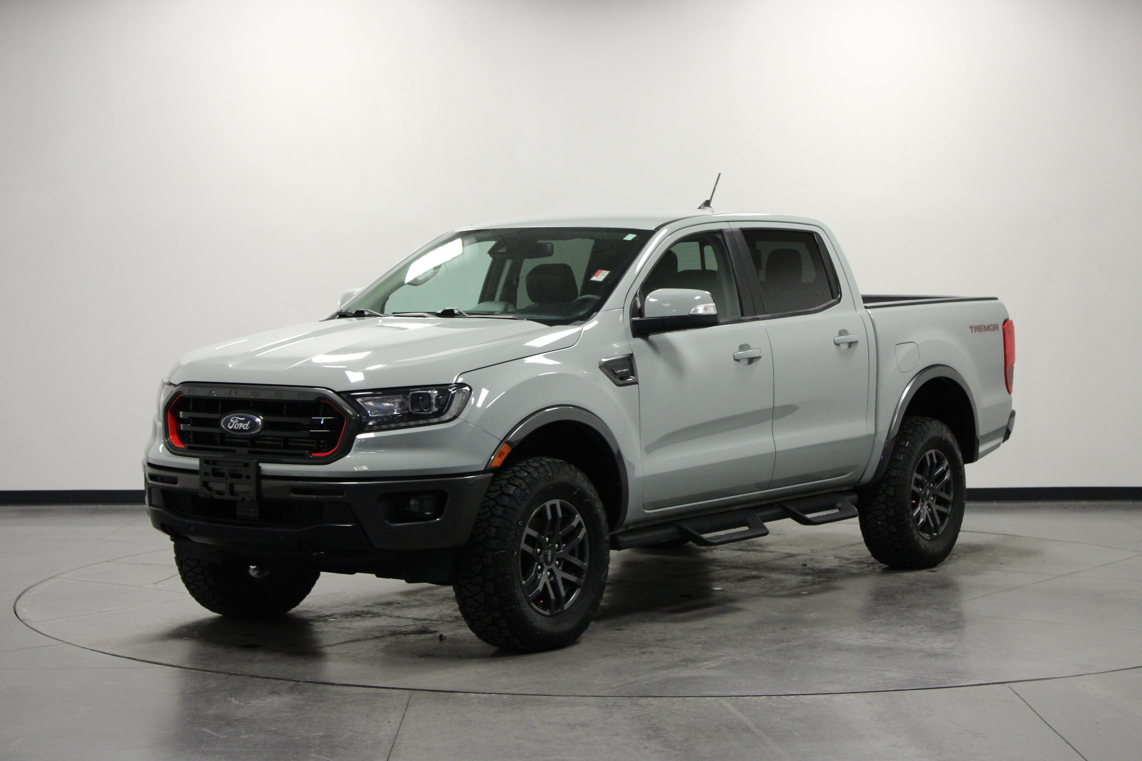 Used 2022 Ford Ranger Lariat w/ Tremor Off-Road Package AWD/4WD image 8