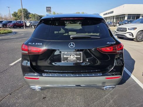 Certified 2022 Mercedes-Benz GLA 250 4MATIC image 7