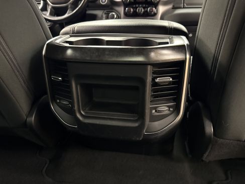 Used 2019 RAM 1500 Big Horn image 22