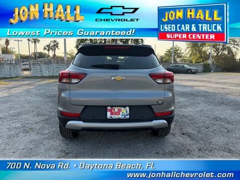 Used 2025 Chevrolet TrailBlazer LT w/ LT Cold Weather Package image 8
