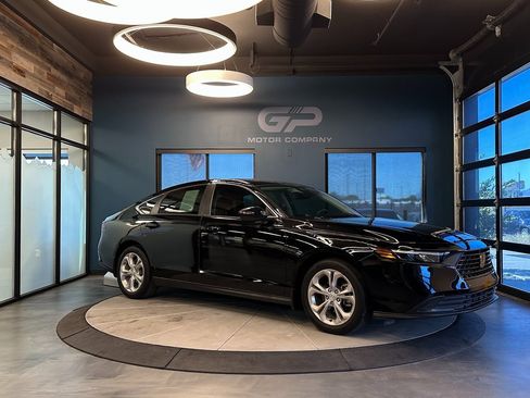 Used 2023 Honda Accord LX image 1