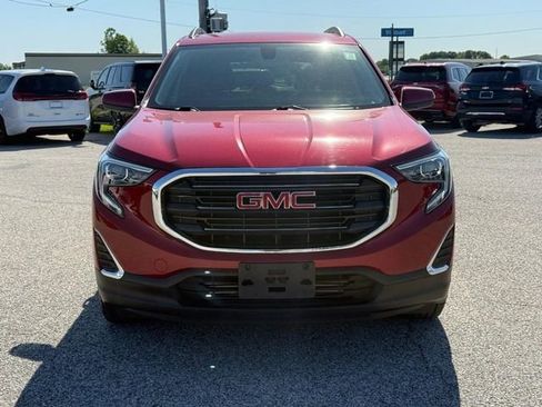 Used 2018 GMC Terrain SLE w/ Driver Convenience Package FWD image 8