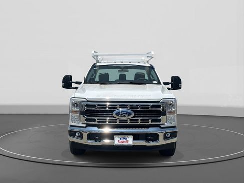 New 2025 Ford F350 XL w/ XL Chrome Package RWD image 3