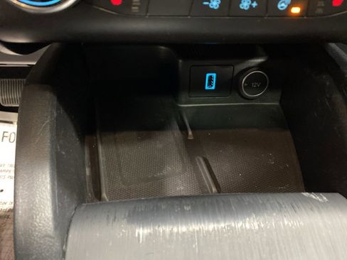 Used 2020 Ford Escape Titanium w/ Titanium Premium Package 2.0 image 31