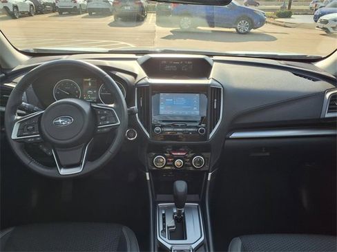 Certified 2023 Subaru Forester Premium image 5