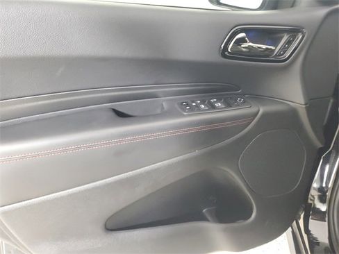 Used 2024 Dodge Durango GT image 19