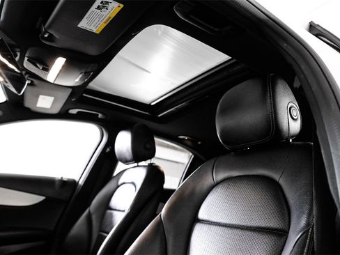 Used 2021 Mercedes-Benz C 300 Sedan w/ Premium Package image 5