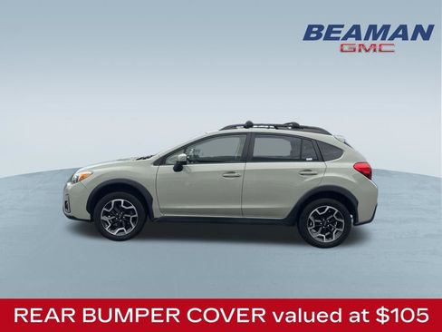 Used 2017 Subaru Crosstrek 2.0i Premium w/ Moonroof Package AWD/4WD image 4