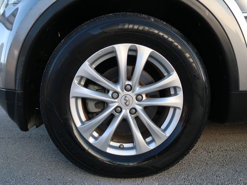 Used 2010 INFINITI FX35 2WD w/ Navigation Pkg image 44