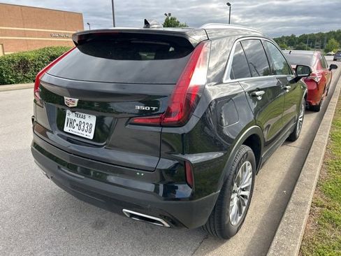 Used 2024 Cadillac XT4 Premium Luxury FWD image 3