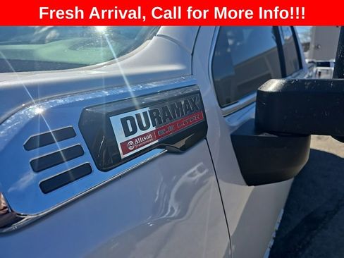 Used 2024 GMC Sierra 2500 Denali w/ Denali Reserve Package image 14