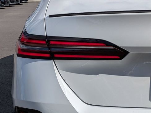 New 2026 BMW 530i image 27