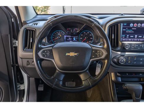Used 2017 Chevrolet Colorado LT image 21
