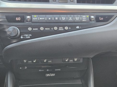 Used 2020 Lexus ES 350 F Sport w/ Accessory Package 2 FWD image 15