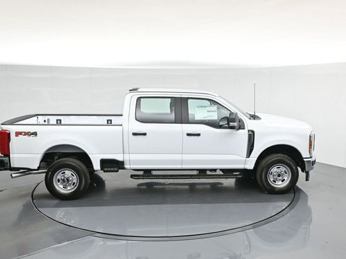 New 2026 Ford F250 XL w/ FX4 Off-Road Package image 40