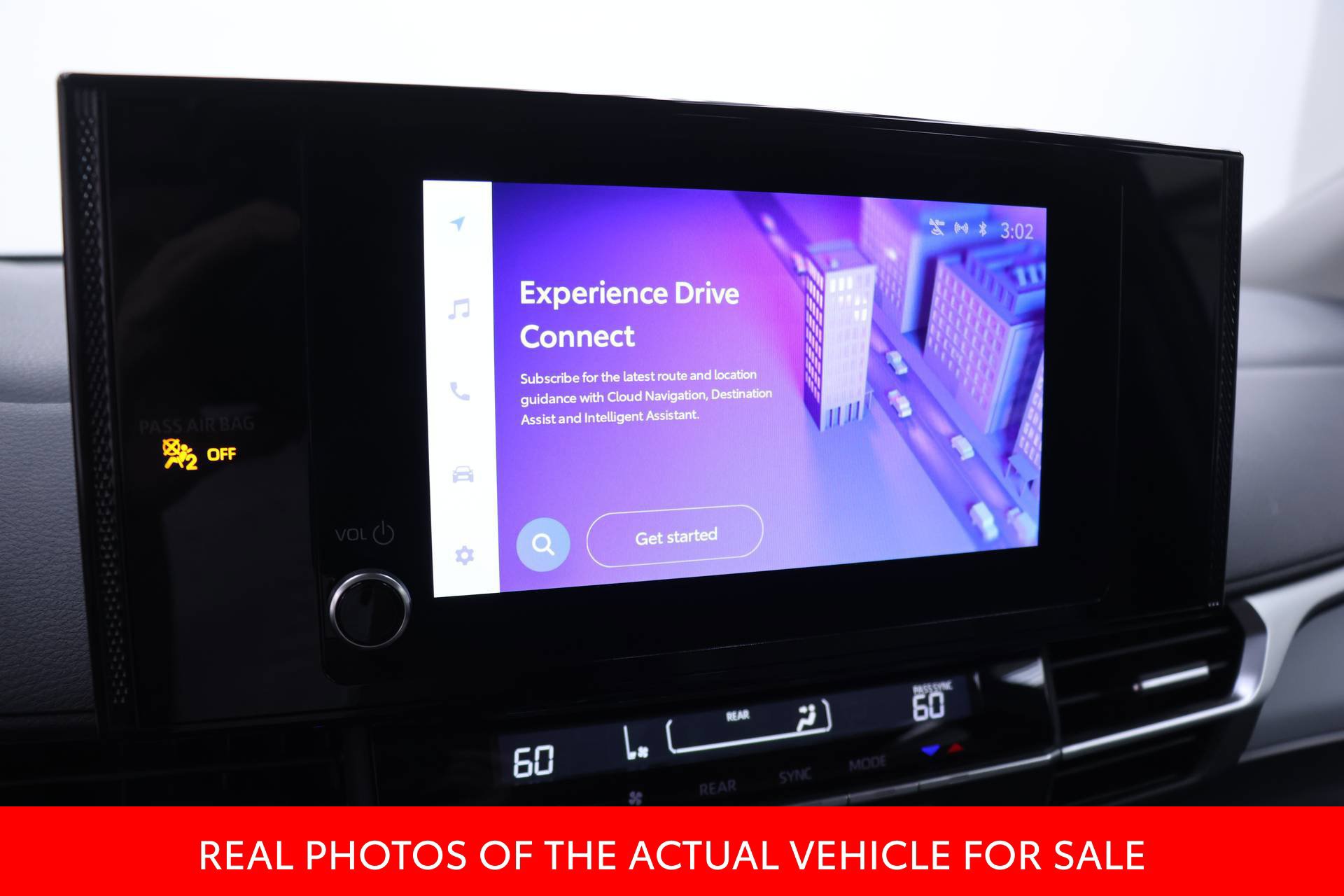 Certified 2025 Toyota Sienna LE AWD/4WD image 8