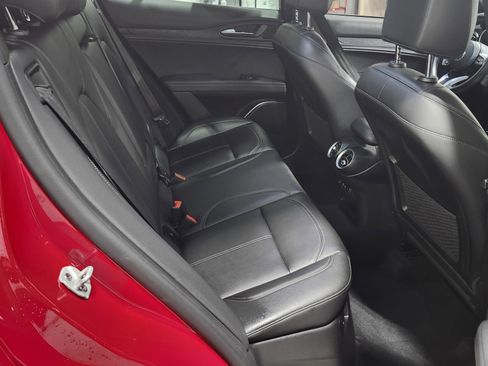 Used 2022 Alfa Romeo Stelvio Sprint image 20