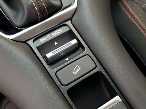 Certified 2025 Honda HR-V Sport image 30