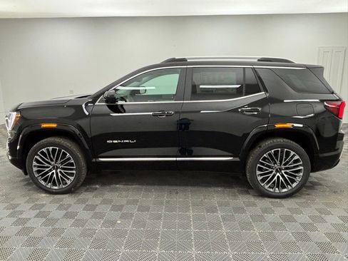 New 2026 GMC Terrain Denali w/ LPO, Floor Liner Package image 13