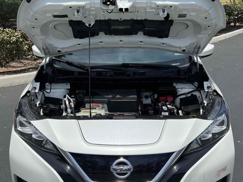 Used 2019 Nissan Leaf SV Plus w/ SV Plus Technology Package FWD image 39