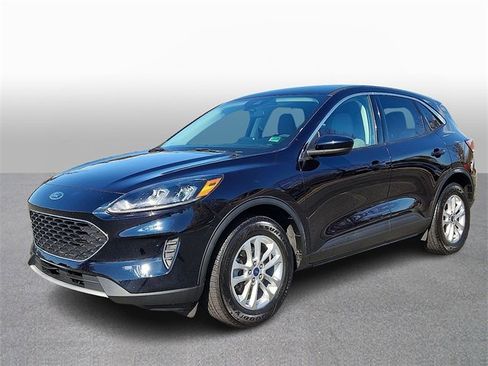 Used 2021 Ford Escape SE image 1