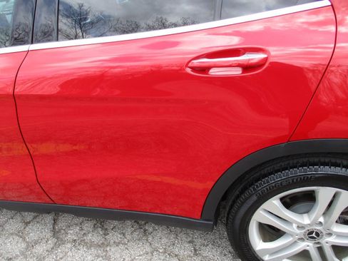 Used 2018 Mercedes-Benz GLA 250 4MATIC image 15