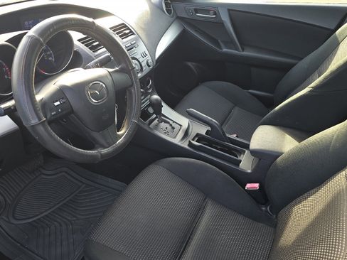 Used 2013 MAZDA MAZDA3 i SV w/ Convenience Pkg image 7