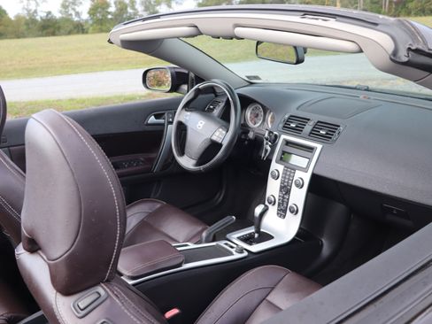 Used 2012 Volvo C70 T5 image 15