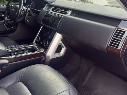Used 2021 Land Rover Range Rover Westminster Edition image 25