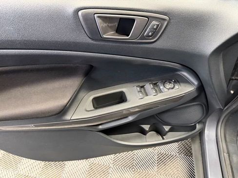 Used 2020 Ford EcoSport SE image 15
