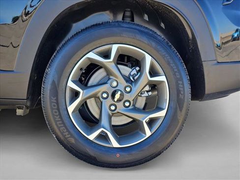 New 2026 Chevrolet Trax LT w/ Driver Confidence Package image 10