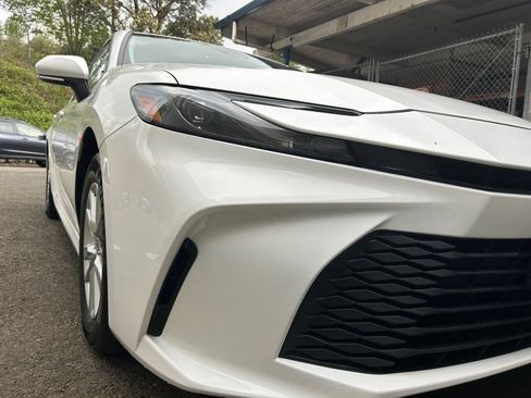 Used 2025 Toyota Camry LE AWD/4WD image 33