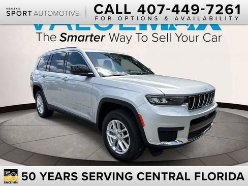 Used 2025 Jeep Grand Cherokee L Laredo RWD image 1