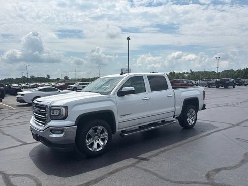 Used 2018 GMC Sierra 1500 SLT AWD/4WD image 4