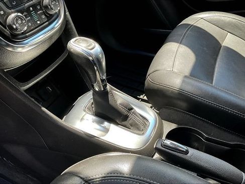 Used 2015 Buick Encore Leather FWD image 18