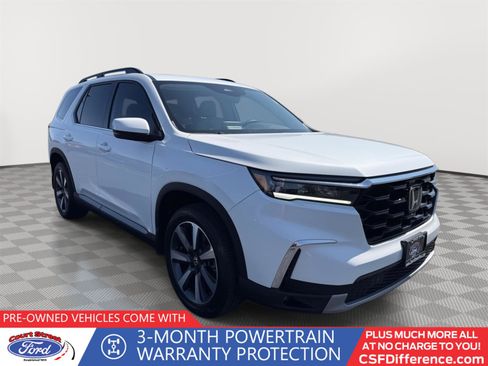 Used 2025 Honda Pilot Touring image 5