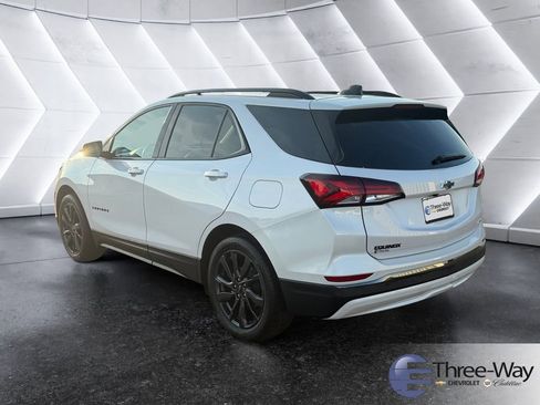 Certified 2023 Chevrolet Equinox RS image 3