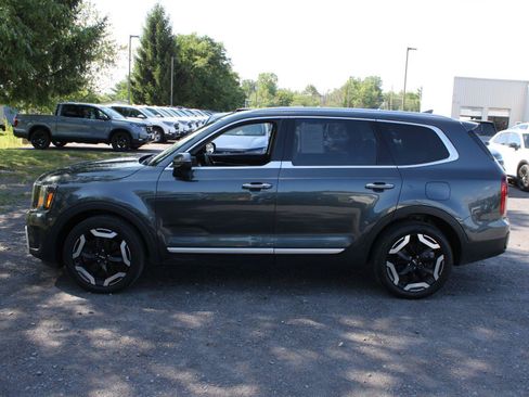 Used 2024 Kia Telluride S w/ S Sunroof Package AWD/4WD image 4